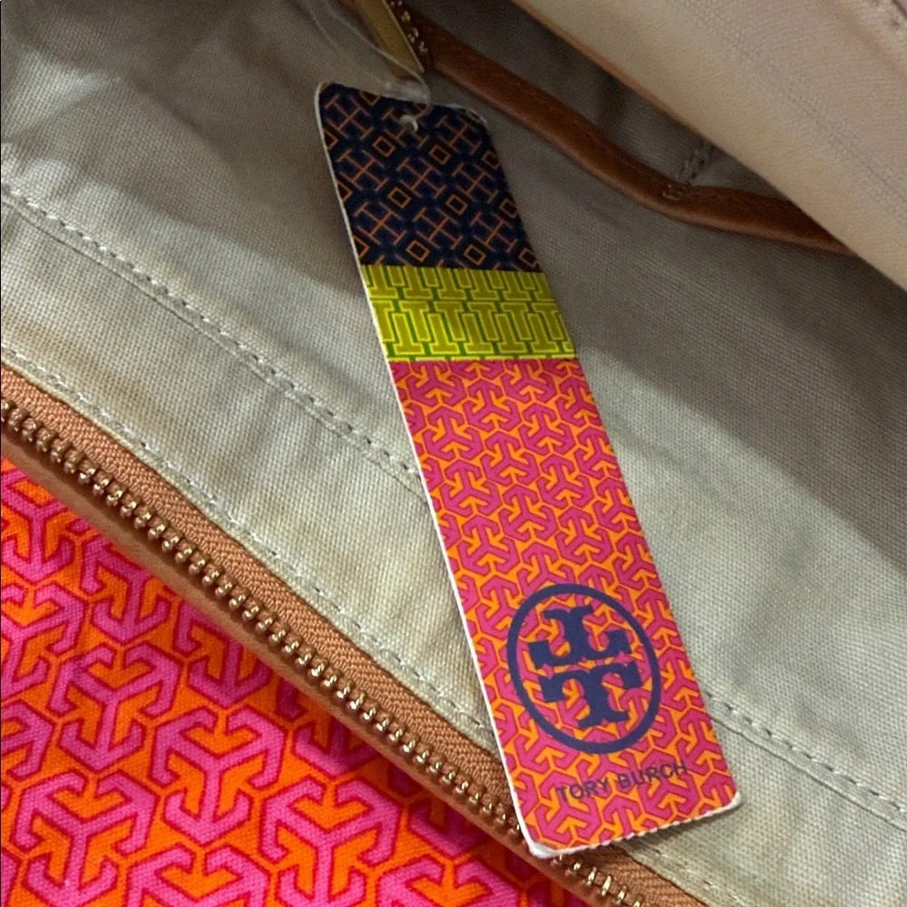 Rare TORY BURCH Jaden Tote Retails $498 - Picture 16 of 16